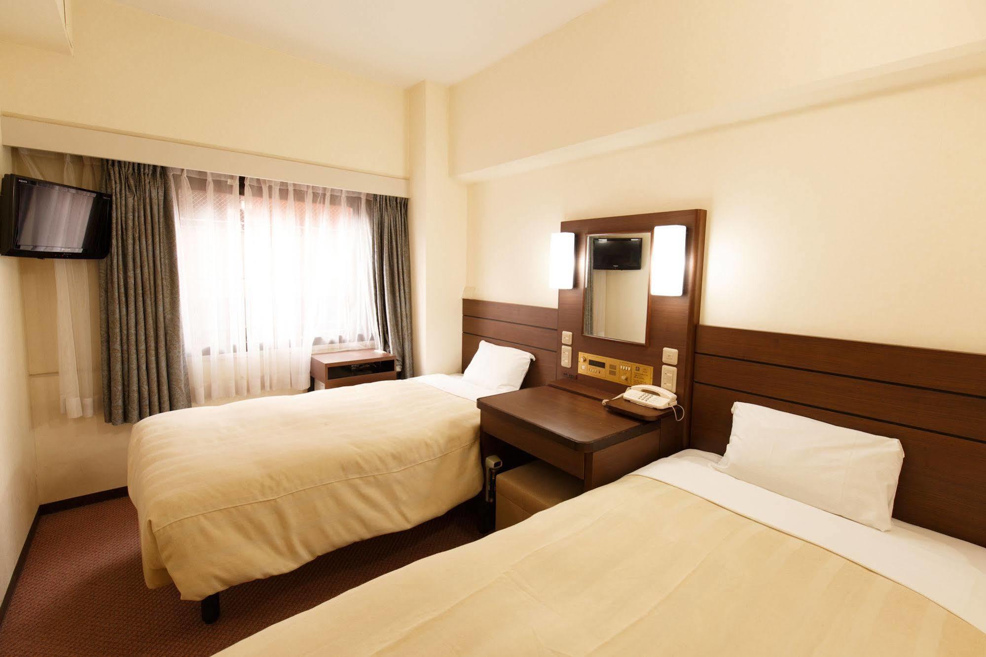 Akasaka Yoko Hotel Токио Экстерьер фото